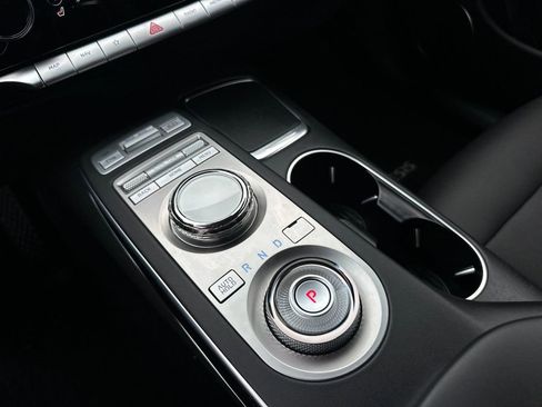 Used 2023 Genesis GV70 2.5T image 23