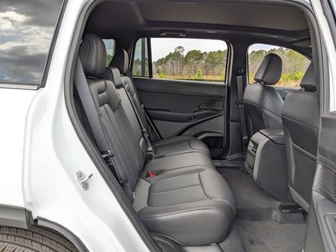 New 2026 Jeep Cherokee Overland image 49