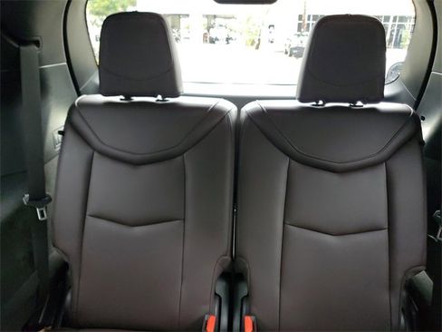 Certified 2023 Cadillac XT6 Premium Luxury w/ Technology Package image 11