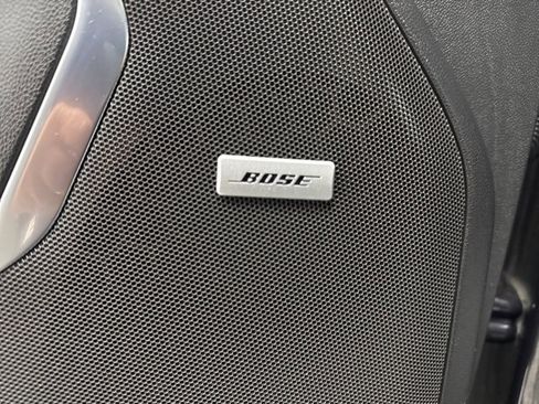 Used 2025 Chevrolet Suburban Z71 w/ Comfort Package image 10