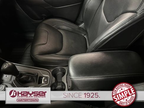 Used 2021 Jeep Cherokee Latitude Lux AWD/4WD image 28