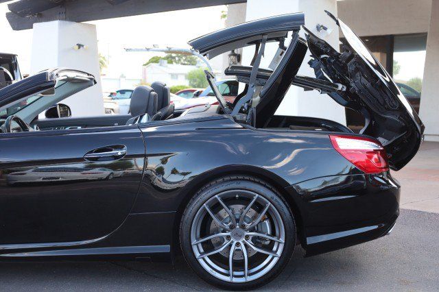 Used 2014 Mercedes-Benz SL 550 image 46