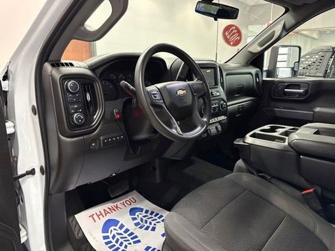 Used 2022 Chevrolet Silverado 2500 Custom w/ Custom Convenience Package AWD/4WD image 27