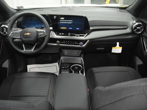 New 2027 Chevrolet Equinox LT AWD/4WD image 28