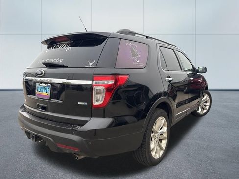 Used 2014 Ford Explorer XLT w/ Equipment Group 202A AWD/4WD image 6