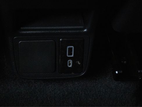 Certified 2023 Buick Encore GX Select FWD image 28