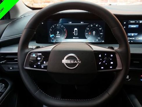 Certified 2025 Nissan Murano SV AWD/4WD image 12