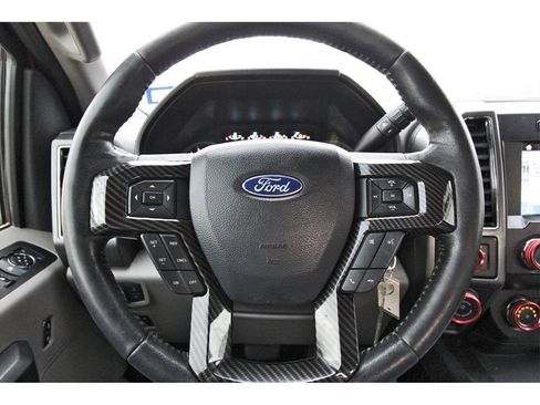 Used 2019 Ford F150 XLT w/ Equipment Group 302A Luxury image 9
