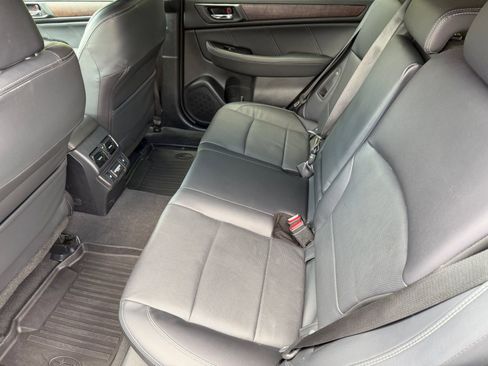 Used 2018 Subaru Outback 2.5i Limited AWD/4WD image 23