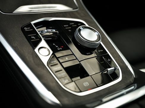 New 2026 BMW X7 xDrive40i w/ Premium Package image 39