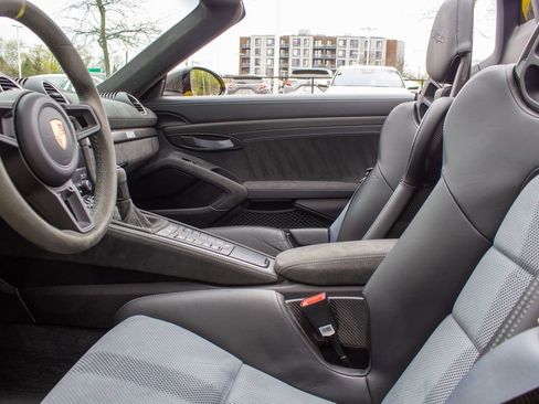 Used 2024 Porsche 718 Boxster Spyder RS w/ Weissach Package RWD image 21