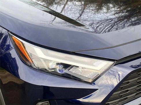 Used 2023 Toyota RAV4 XLE image 4