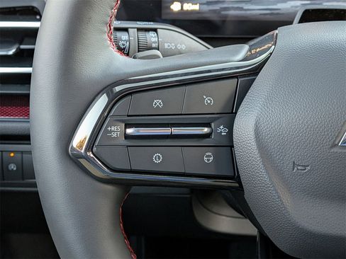 New 2026 Chevrolet Traverse RS image 11