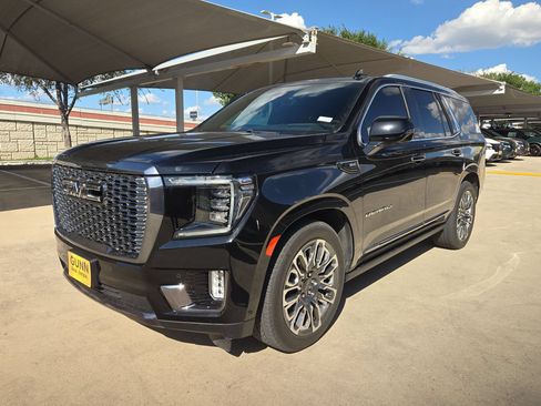 Used 2024 GMC Yukon Denali Ultimate AWD/4WD image 7