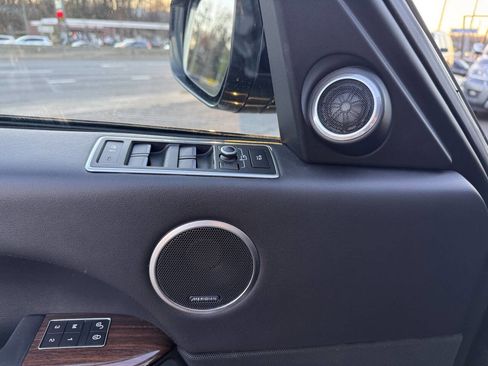 Used 2017 Land Rover Range Rover Supercharged image 17