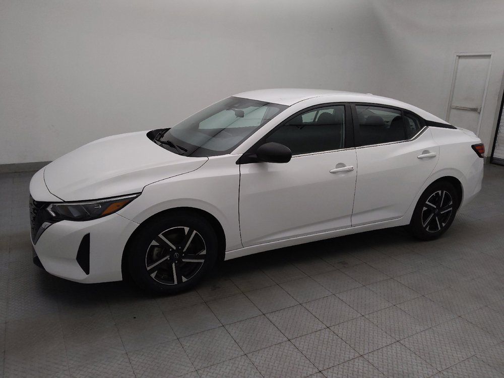 Used 2024 Nissan Sentra SV FWD image 2