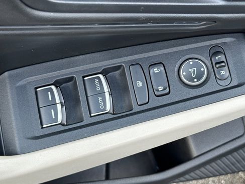 Certified 2024 Honda Accord EX-L image 14