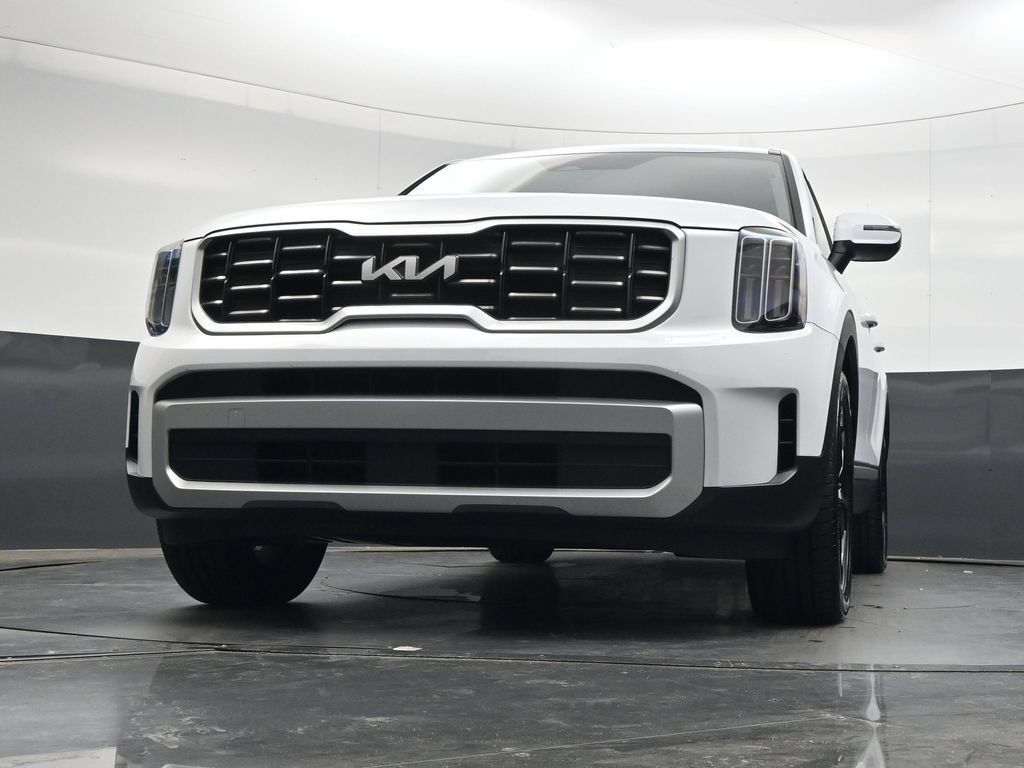 Used 2025 Kia Telluride S AWD/4WD image 42