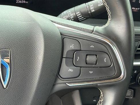 Used 2025 Buick Encore GX Preferred FWD image 25