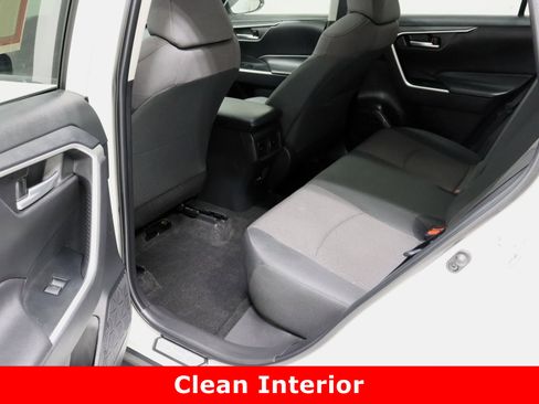 Used 2024 Toyota RAV4 XLE image 28