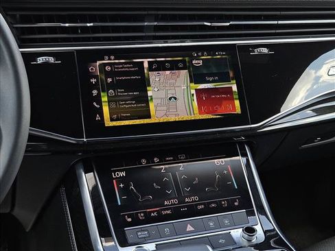 Certified 2025 Audi Q8 Premium Plus AWD/4WD image 22