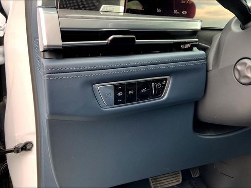 New 2025 Cadillac Escalade IQ Luxury 2 image 19