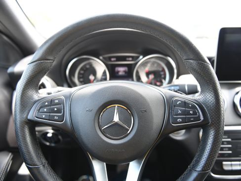 Used 2020 Mercedes-Benz GLA 250 image 22