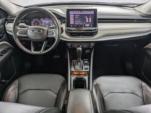 Used 2022 Jeep Compass Limited image 16