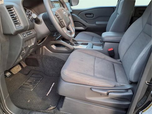 Used 2022 Nissan Frontier S image 17