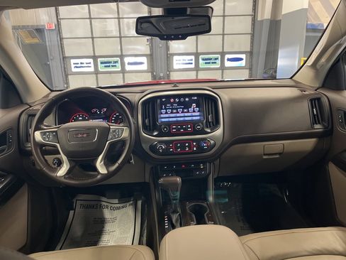 Used 2016 GMC Canyon SLT image 29