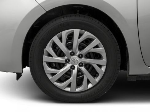 Used 2017 Toyota Corolla LE w/ Carpet Mat Package (TMS) image 11