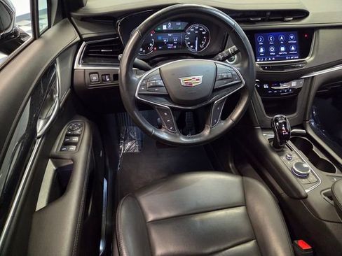 Used 2023 Cadillac XT5 Premium Luxury image 12