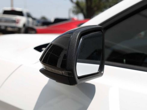 Used 2019 Ford Mustang Shelby GT350 w/ Technology Package RWD image 40