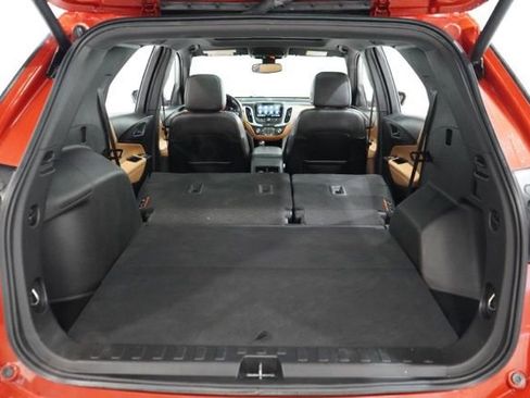 Used 2020 Chevrolet Equinox Premier image 36