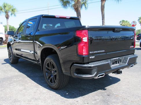 Used 2024 Chevrolet Silverado 1500 RST w/ Z71 Off-Road Package AWD/4WD image 8
