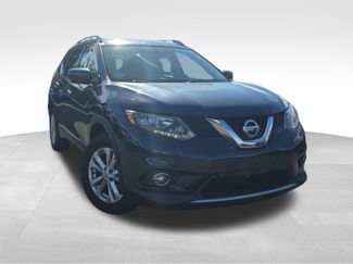 Used 2016 Nissan Rogue SV w/ SV Premium Package image 1