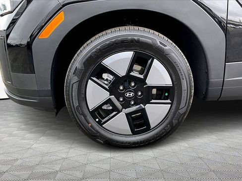 Used 2026 Hyundai Santa Fe SEL image 9