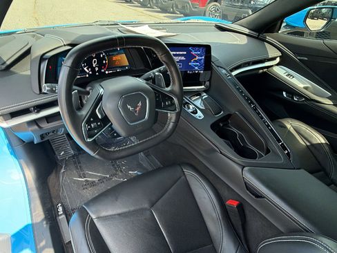 Used 2023 Chevrolet Corvette Stingray Coupe w/ Z51 Performance Package RWD image 21