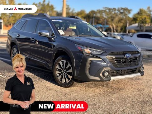 Used 2023 Subaru Outback Touring w/ Tech Package 3 image 1