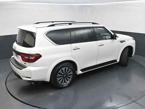 Used 2023 Nissan Armada SL w/ Midnight Edition Package RWD image 38