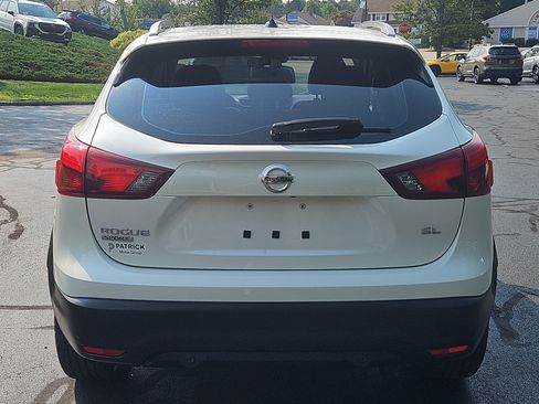 Used 2019 Nissan Rogue Sport SL FWD image 23
