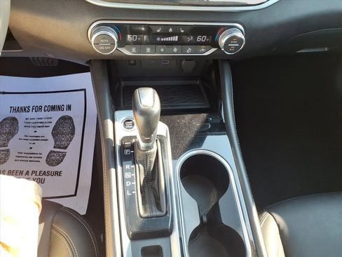 Used 2023 Nissan Altima 2.5 SL image 22