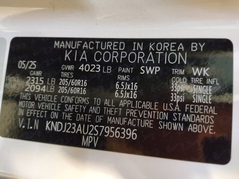 Used 2025 Kia Soul LX FWD image 33