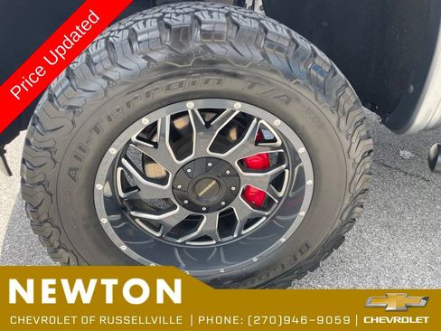 Used 2022 Chevrolet Silverado 1500 RST w/ Safety Package AWD/4WD image 43