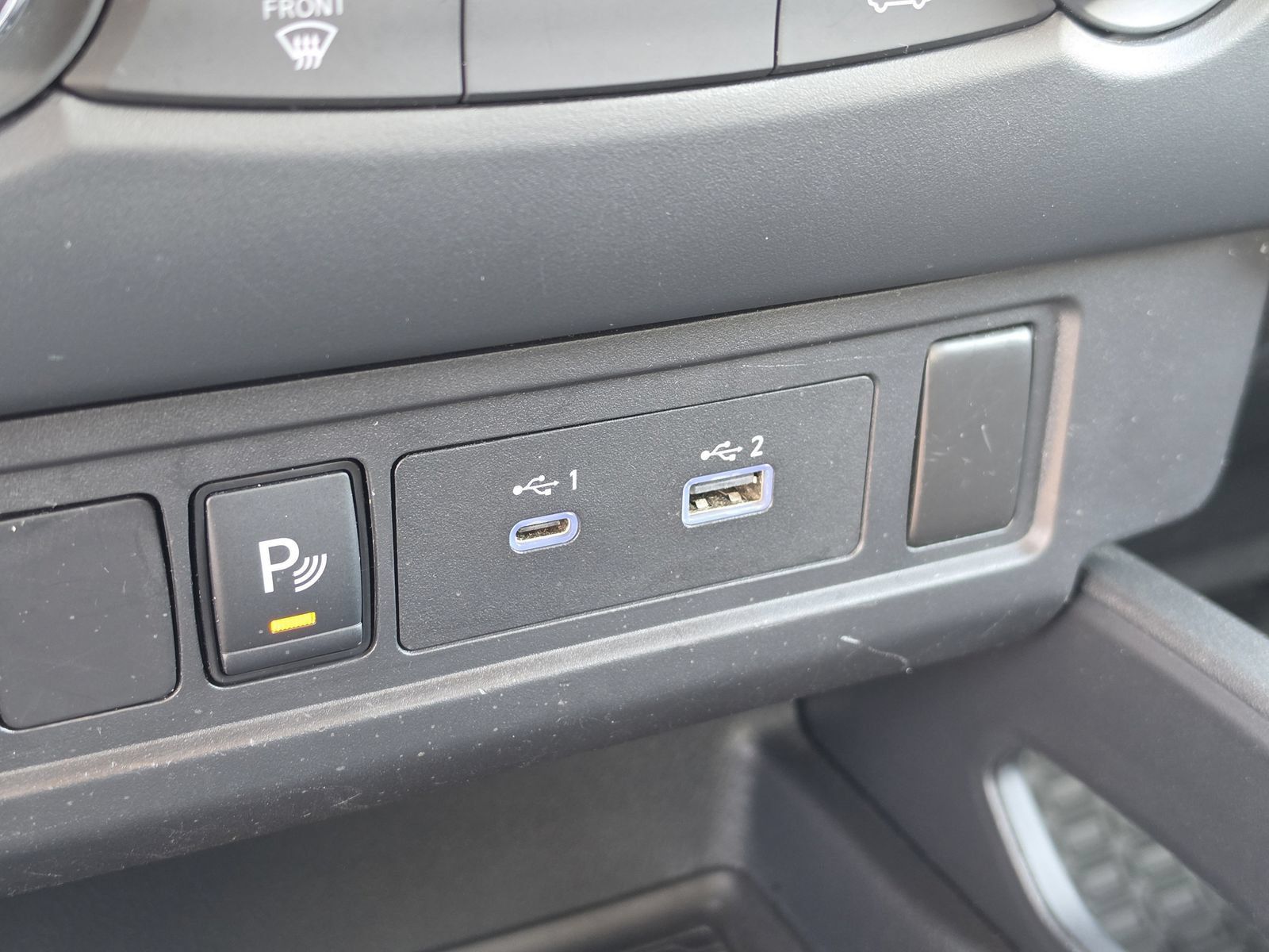 Used 2022 Nissan Frontier S w/ Technology Package AWD/4WD image 27