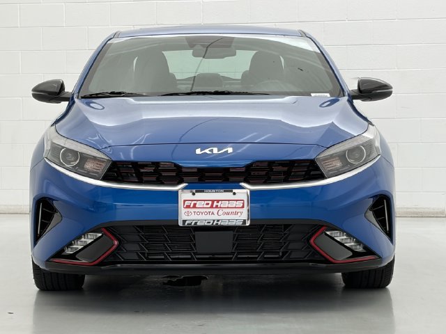Used 2024 Kia Forte GT-Line w/ GT-Line Premium Package FWD image 3