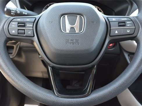 Used 2024 Honda HR-V LX image 26