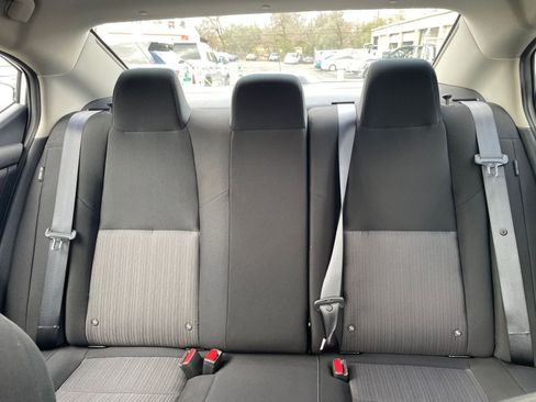 Used 2025 Nissan Sentra SV image 38