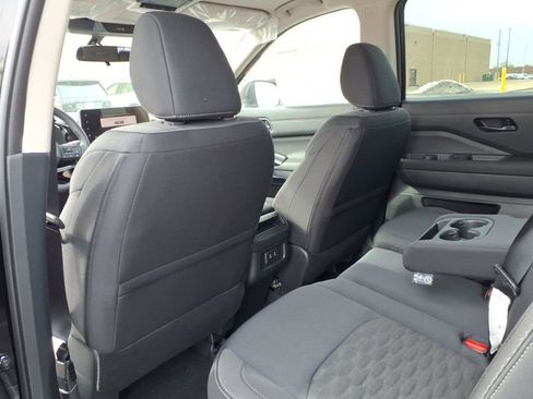 New 2026 Nissan Pathfinder SV image 27