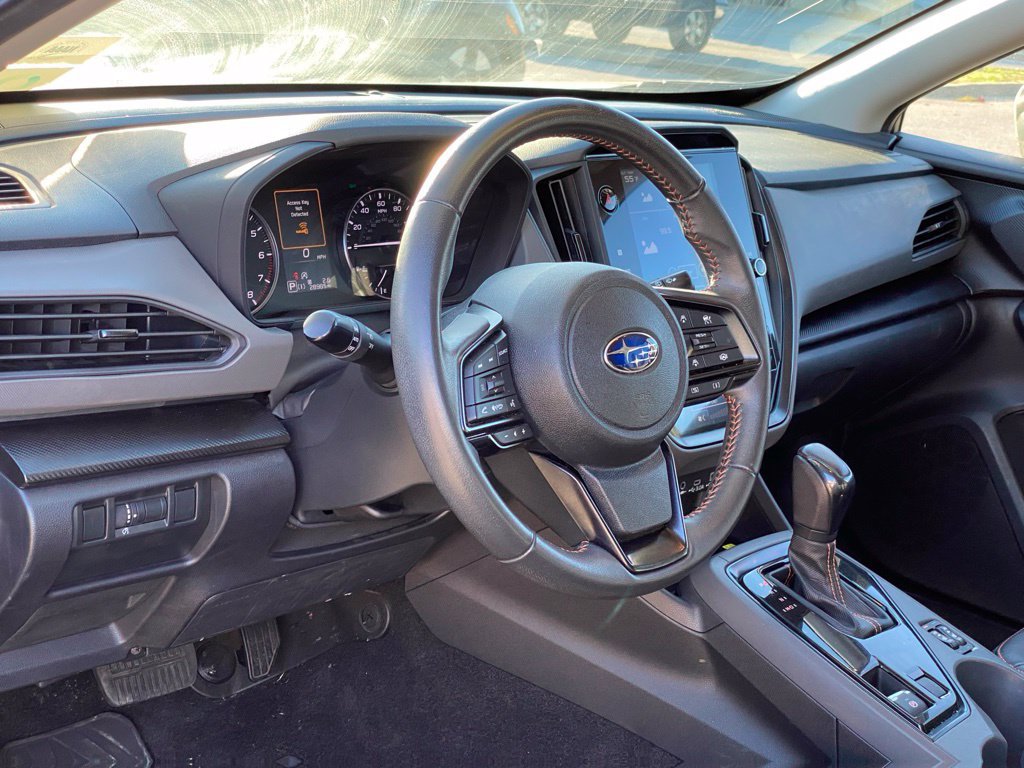 Used 2024 Subaru Crosstrek 2.5i Limited AWD/4WD image 8